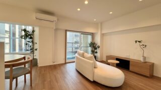 工事後のリビング。押入れの壁を取り払い、LDKを広く