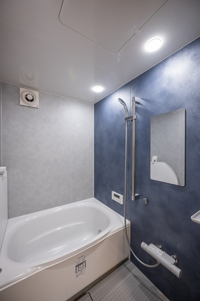 LIXILリノビオを設置。アクセントはブルーグレーでまとまりよく