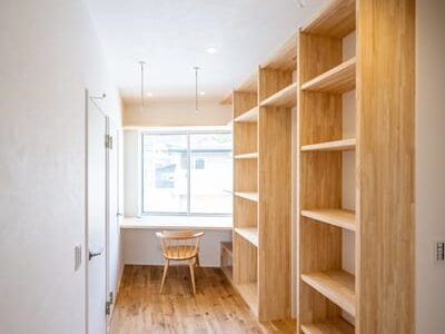 廊下に作った書斎スペースの事例