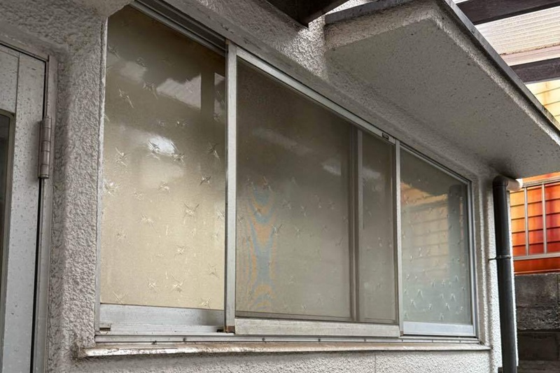 カバー工法による窓リフォーム施工前